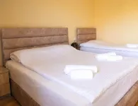 Hayi Tun Guest House - Balcony