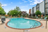 Comfort Inn & Suites - 3 stjerner