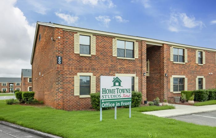 HomeTowne Studios Huntsville - Madison