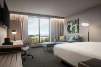 Courtyard by Marriott Cheddi Jagan International Airport, Guyana - С бассейном