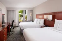 Courtyard Miami Coral Gables - Parkplatz