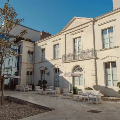 Maison Maubreuil Hotels near Centre Ville
