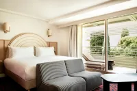 Hotel Ventura Saint-Tropez, Tapestry Collection By Hilton - Wifi