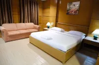 Yindee Court Hotel - 3 Yıldız