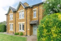 South Cottage - 2-Star