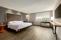 Tru by Hilton Wichita Northeast - 3-Star
