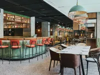 Four Points by Sheraton Wroclaw Hotels near Kolejkowo