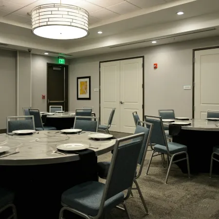 Hilton Garden Inn Louisville Mall of St. Matthews