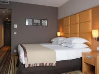 New Hotel Charlemagne Hotels near Cinquantenaire Park