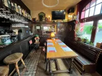 The Pipers - bar