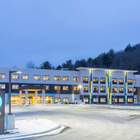 Tru by Hilton Binghamton Vestal