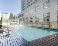 Ilunion Valencia 3 - โรแมนติก