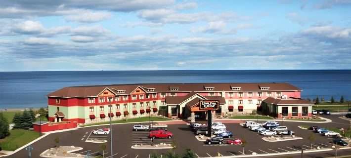 Canal Park Lodge Hotel di Duluth