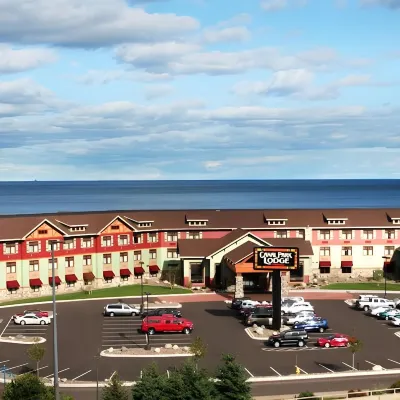 Canal Park Lodge Hotels near Amsoil Arena