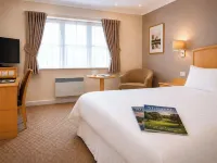 The Wiltshire Hotel, Golf and Leisure Resort - Pools