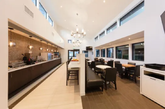 Best Western Plus Stevenson Manor