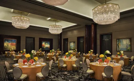 Four Seasons Hotel Bahrain Bay Отели рядом с достопримечательностью «Баб-аль-Бахрейн»