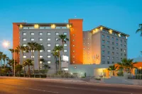 Real Inn Mexicali - Pools