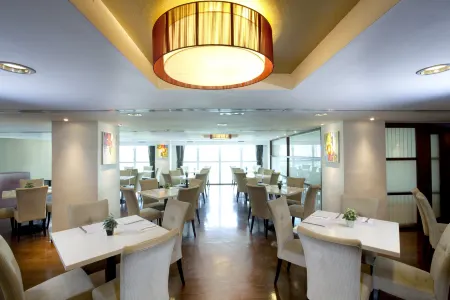 Silka Far East Hotel Отели рядом с Аэропорт Гонконг