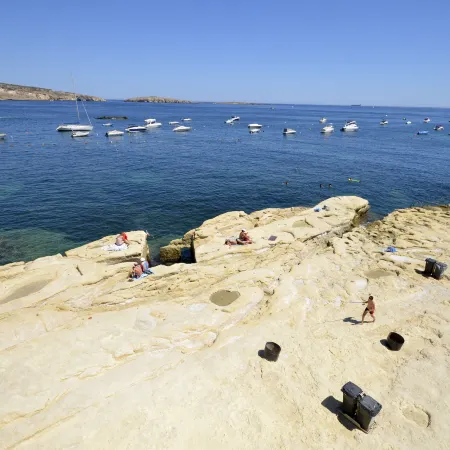 GetawaysMalta - Seashells 2-Bedroom Apartment in Bugibba