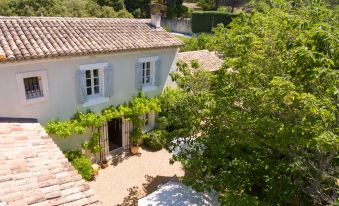 Villa les Beaumettes Not Far from Gordes