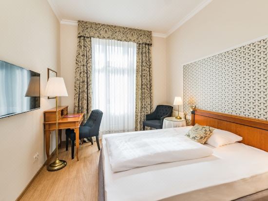 ホテル アイザーホフ アイゼナッハ アイゼナハ 宿泊予約 安い料金プラン 口コミ 部屋写真 Trip Com