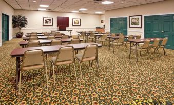 Country Inn & Suites by Radisson, Summerville, SC