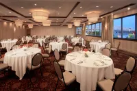 Sheraton Louisville Riverside Hotel Hotel di Jeffersonville