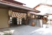 Shimazaki Toson Yukari No Yado Nakadanaso Hotel in zona Komoro Jo Kaikoen