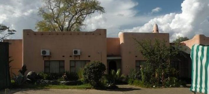 Liya Guest Lodge Hotels in Chobe