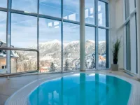 Hotel Salzburger Hof - piscina