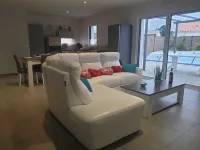 House with Private Pool - 4-Sterne