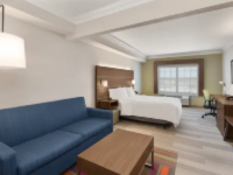 Holiday Inn Express & Suites Byron by IHG Hoteles en Byron