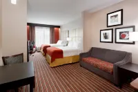 Holiday Inn Express & Suites York NE - Market Street Hotels in Springettsbury Township