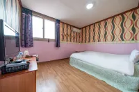 Sacheon Mihwa Palace