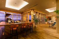 The Beach Resort Sesoko by Hilton Club - bar
