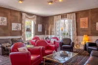 Domaine de l'Echassier, the Originals Relais Hotels in Saint-Preuil