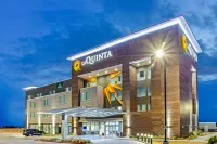 La Quinta Inn & Suites by Wyndham Sweetwater East Hotels in Sweetwater