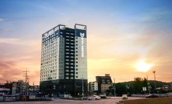 Golden Tulip Ever Yongin
