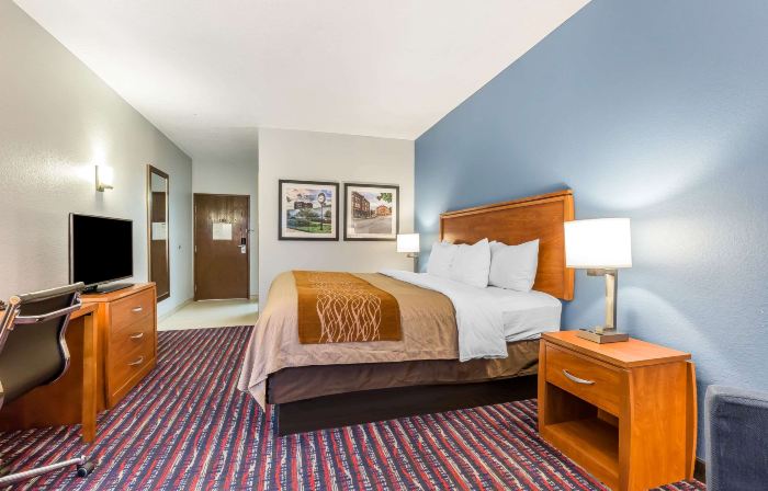 Comfort Inn Alton near I-255