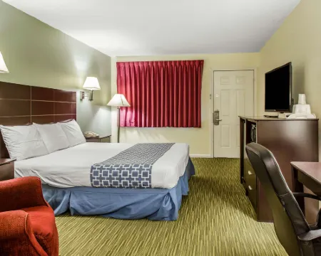 Rodeway Inn Hotels in Groton