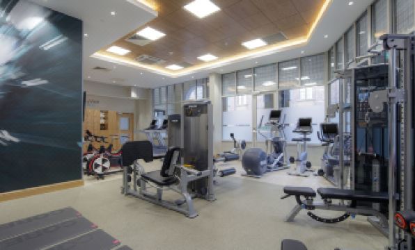 6. 힐튼 캠브리지 ..