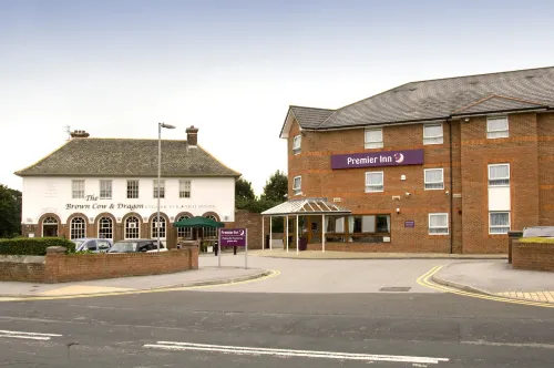 Premier Inn Leeds East Hotels in Garforth