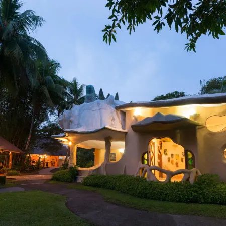 Laguna Lodge