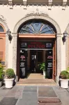 里亞索爾廣場飯店 卡臺提區住宿飯店