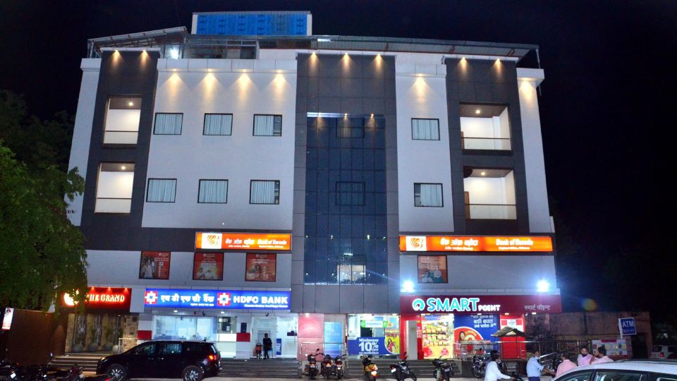 Hotel Bmd the Grand