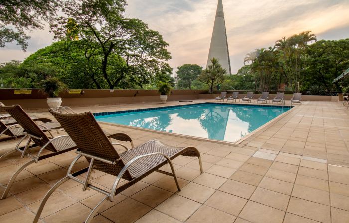 Hotel Deville Prime Maringá