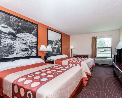 Super 8 by Wyndham Harrisburg Hotels in Harrisburg