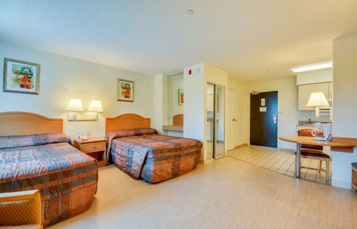 Motel 6 Biloxi, MS - Beach