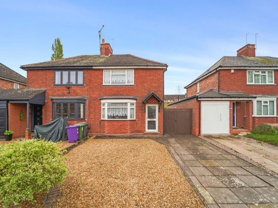 Beautiful 4 Bed House - Great Central Location - Wolverhampton